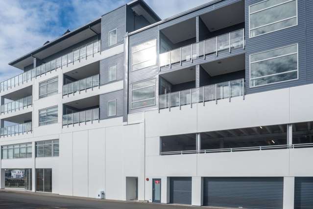 4 Reads Quay Gisborne_1