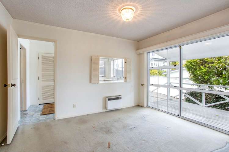 2/23 Heathcote Road Castor Bay_6