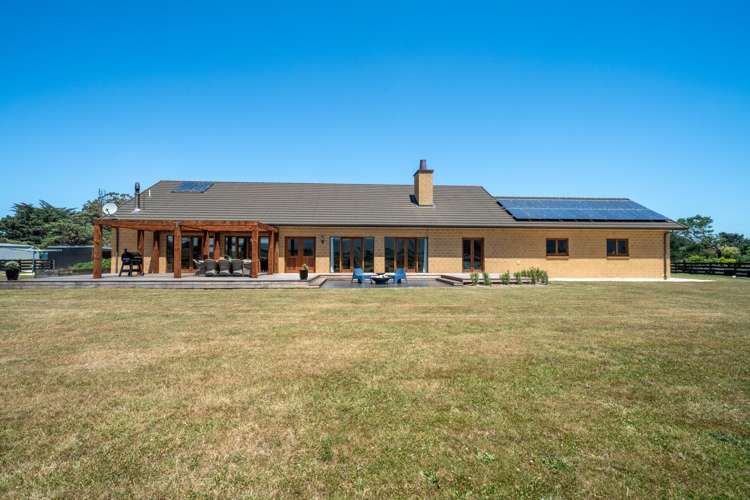 69 Longwood East Road South Featherston_22