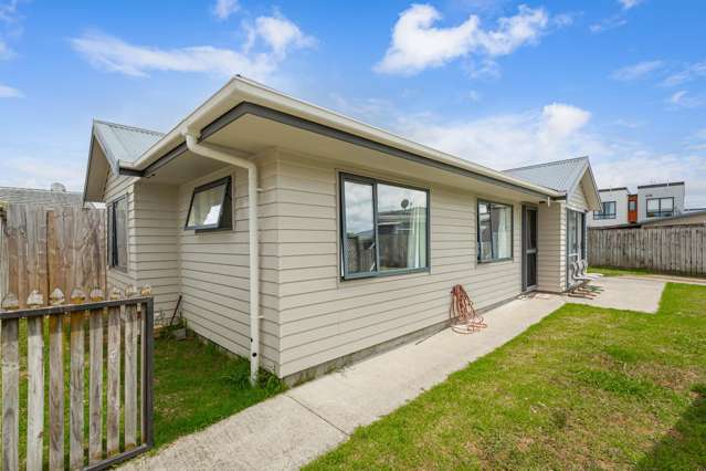 39 Rewarewa Road Te Atatu Peninsula_3