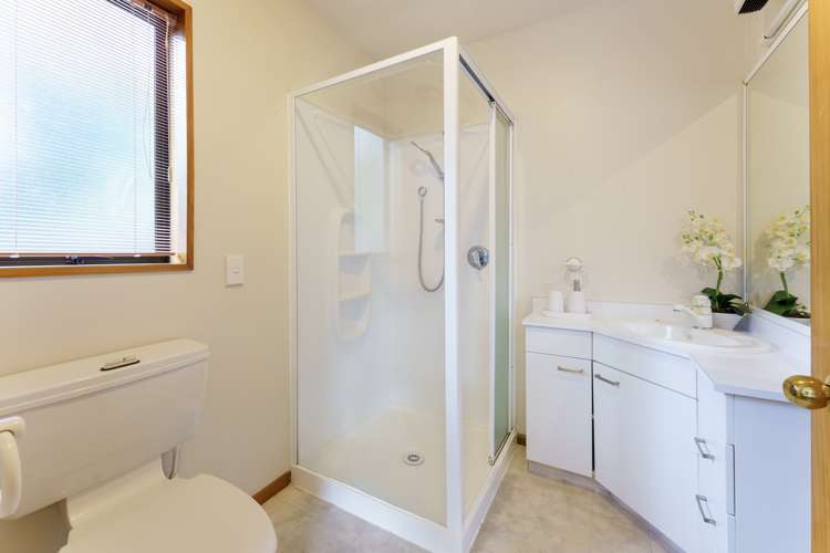 27 Thornwood Place Redwood_11