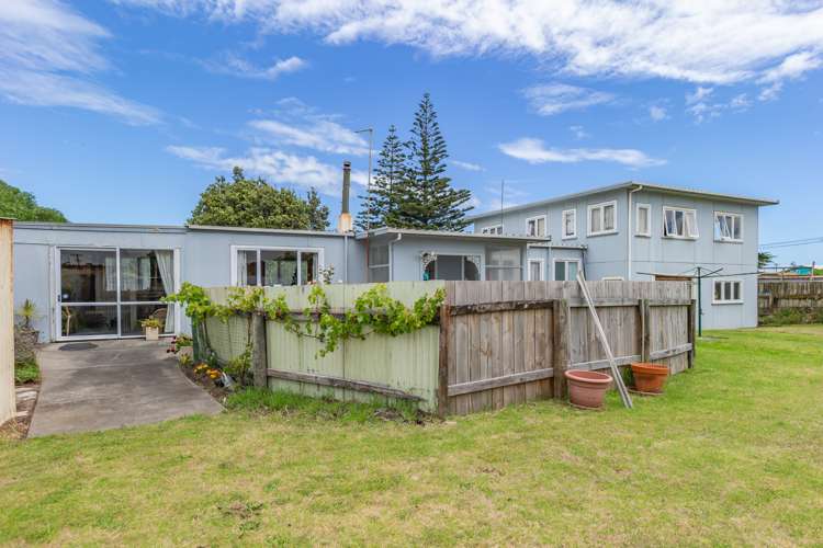 5 Ngatiawa Street Himatangi Beach_22