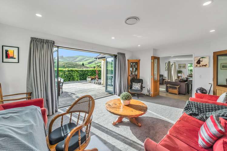 2/242 Ahuriri Road Tai Tapu_11