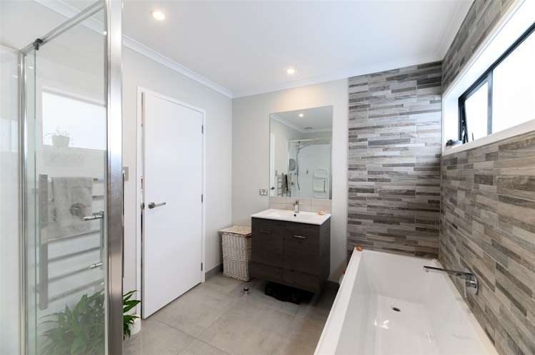 1/25 Sidney Wallingford Way Hobsonville_10