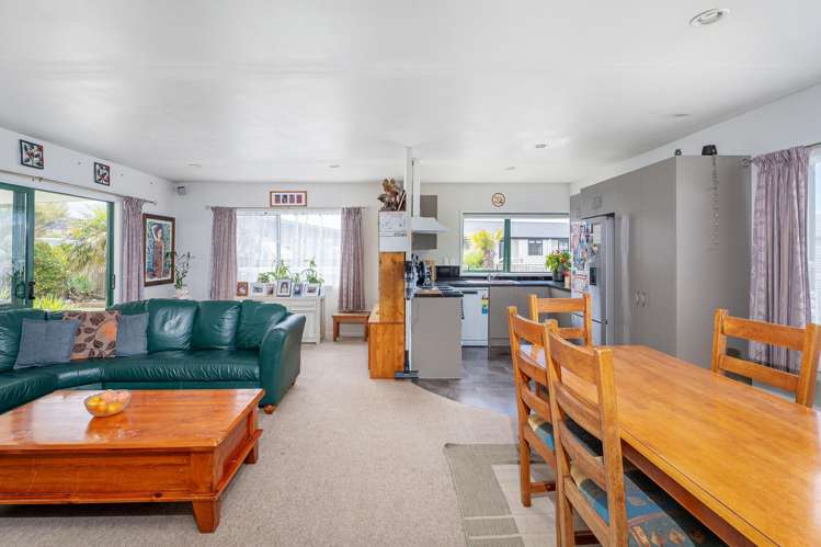 5 Redwings Close Whitianga_16