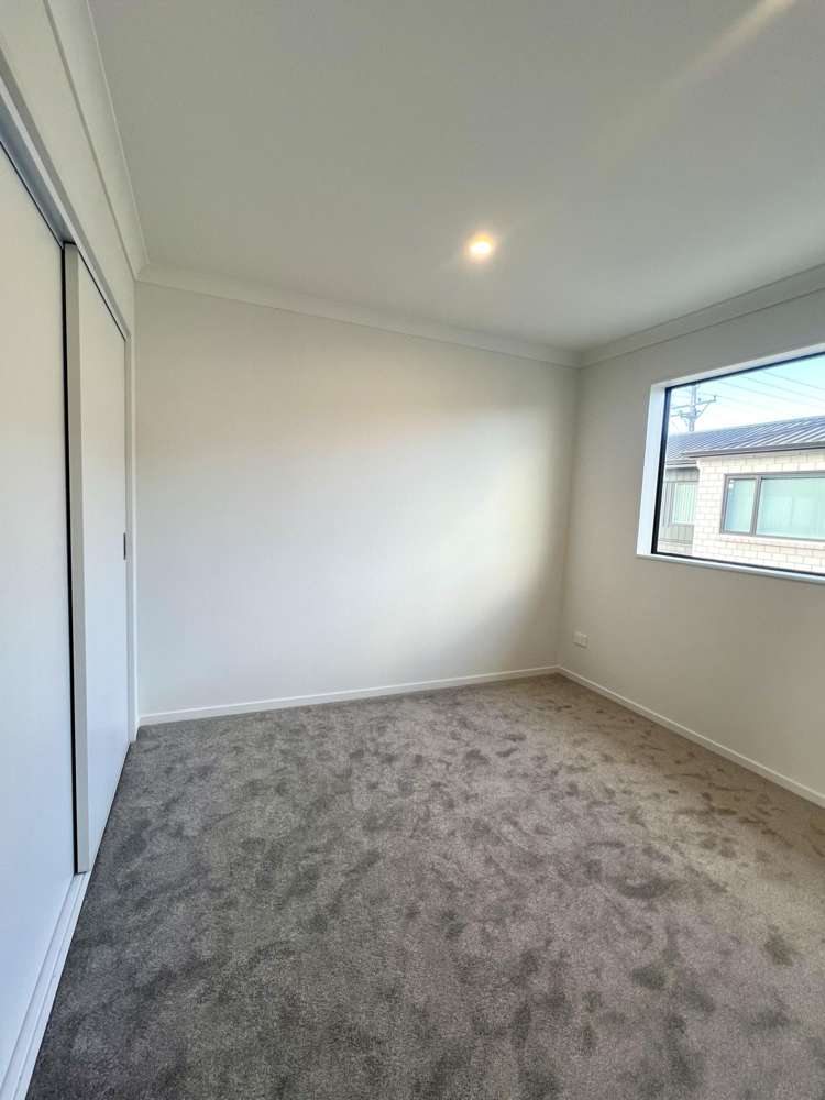71b Royal Road Massey_8