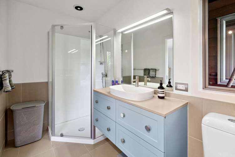 296 Plymouth Road Koru_16