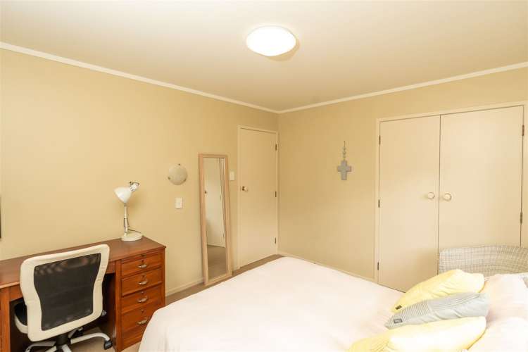 528 Grey Street Hamilton East_12