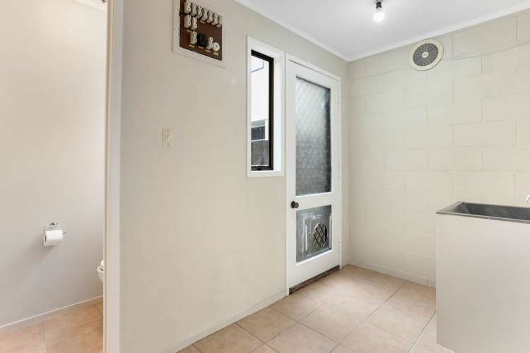 24 Springwood Place Mount Eden_14