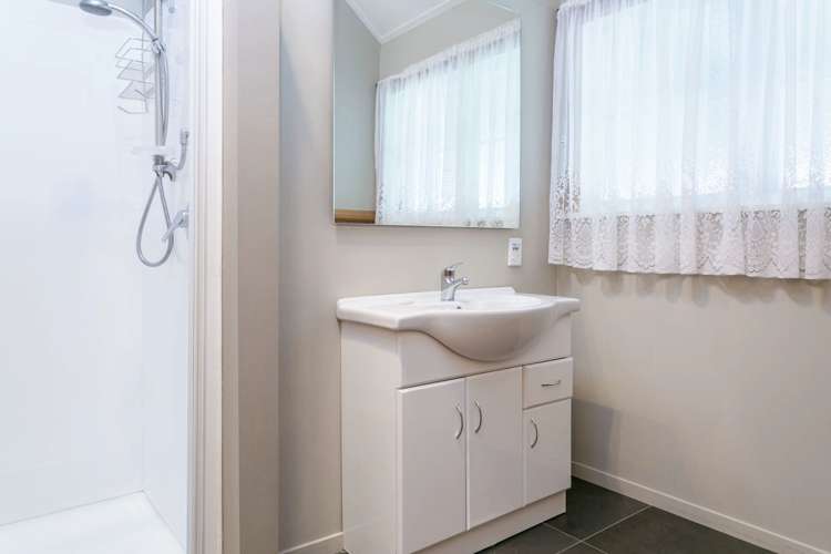 30 Sorrento Drive Rangatira Park_13