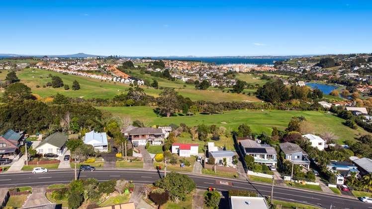 1309 Whangaparaoa Road Army Bay_26