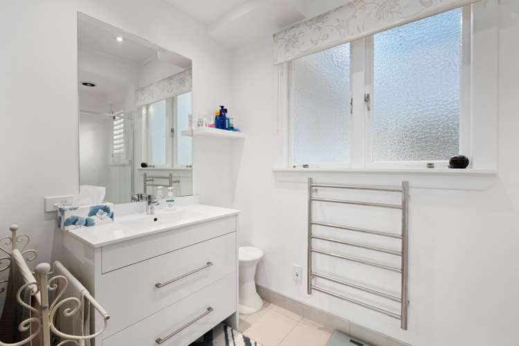 605 Sealey Street Thames_16