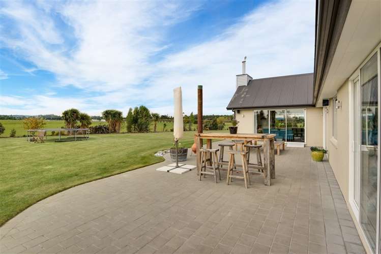 99 Bruces Road Sefton_13