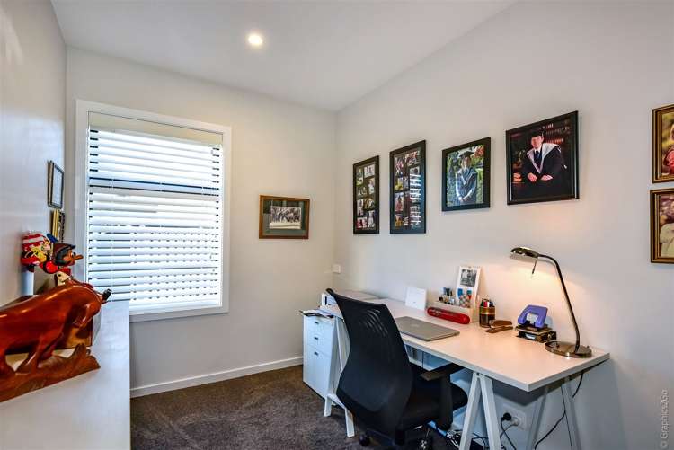 15 Eastfield Drive Lincoln_23