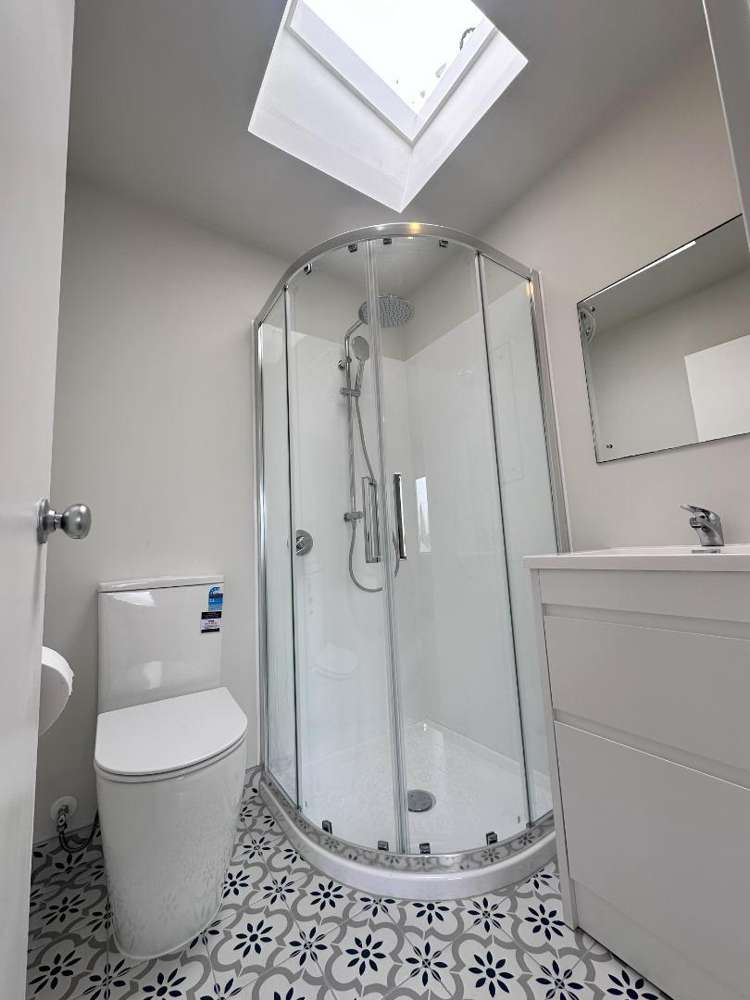 2/18 Yang Place Papakura_9