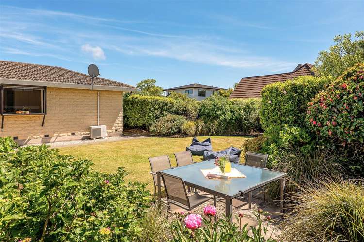 15 Sonning Place Redwood_3