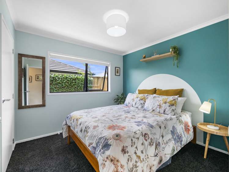 87 Puhirake Crescent Pyes Pa_18