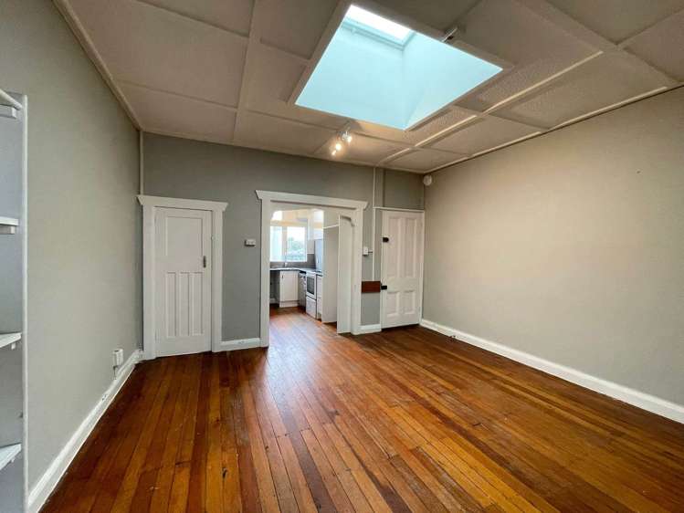 555 Great North Road_0