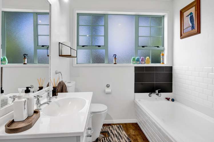 17 Konini Street Inglewood_15