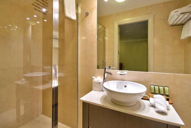 Lake Esplanade Queenstown_6