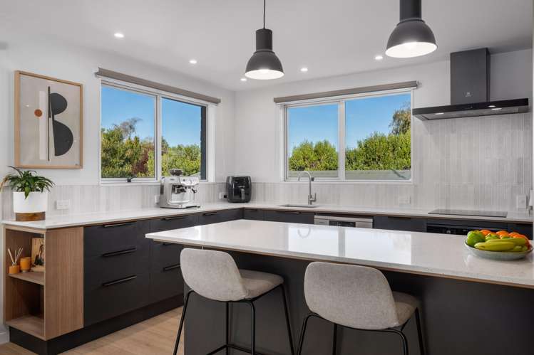 16 Rousehill Street Renwick_11