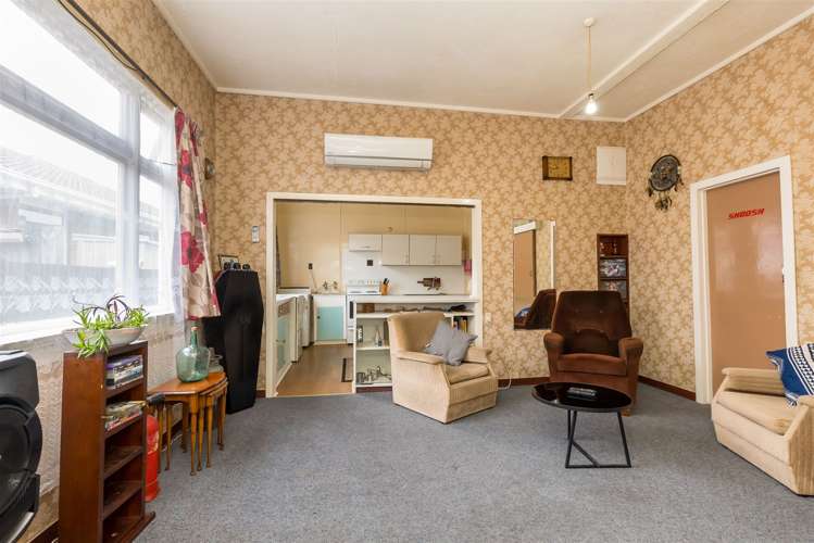 62 Law Street Caversham_16