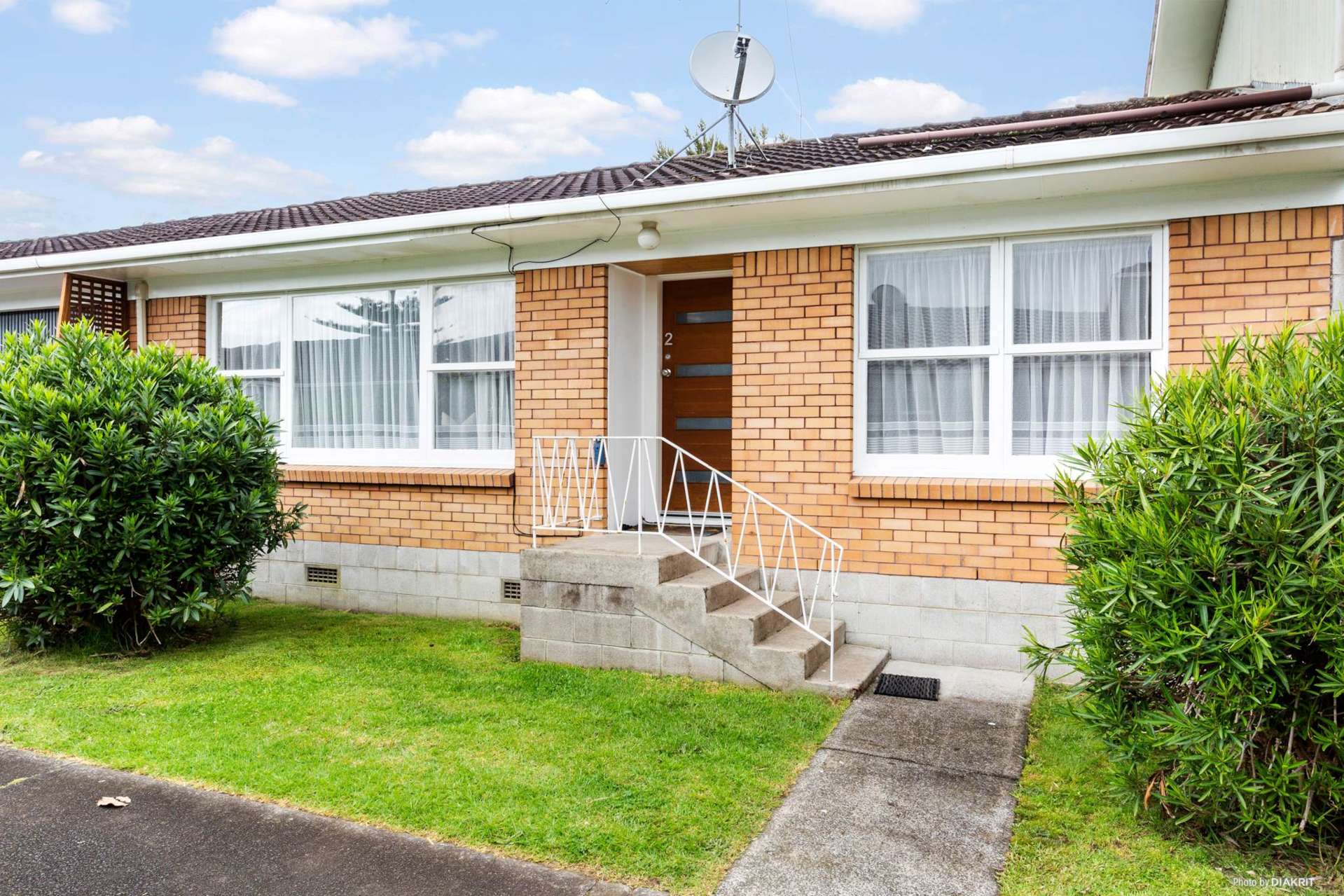 2/769 Beach Road Browns Bay_0