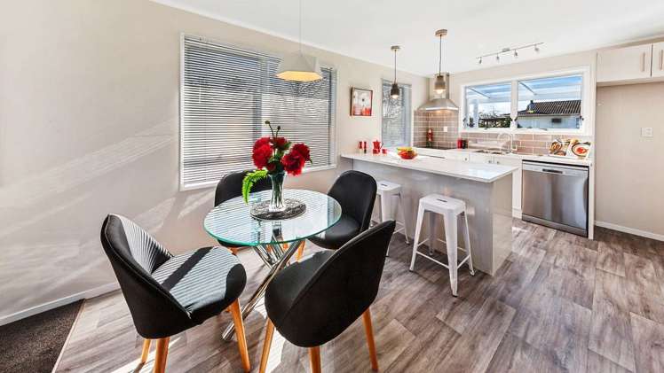 17 Gibbons Road Manurewa_3