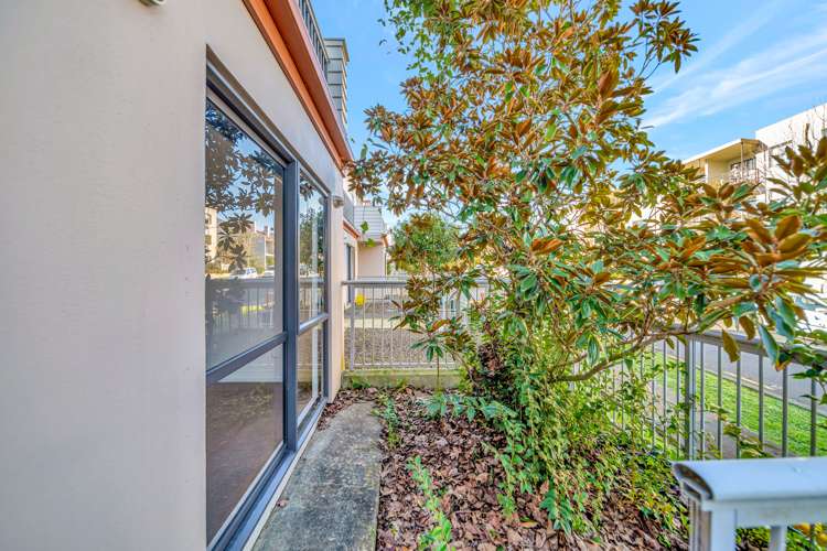 9/46 Carlos Drive Flat Bush_19