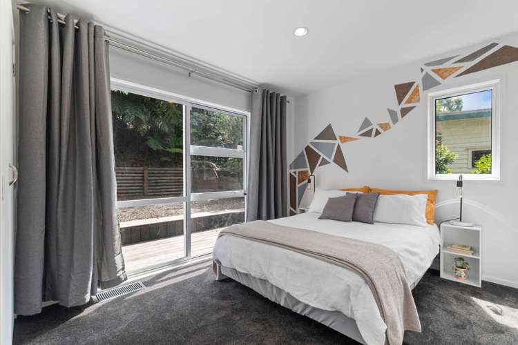 1 Dorothy Road Laingholm_12