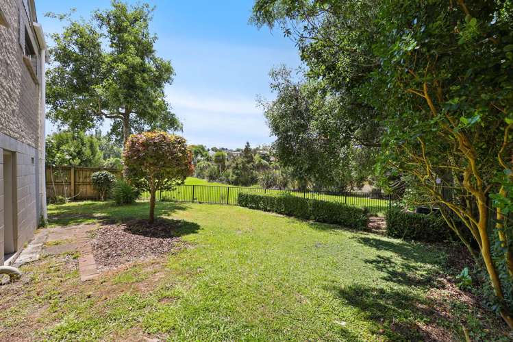 2/30 Curacao Place Half Moon Bay_25