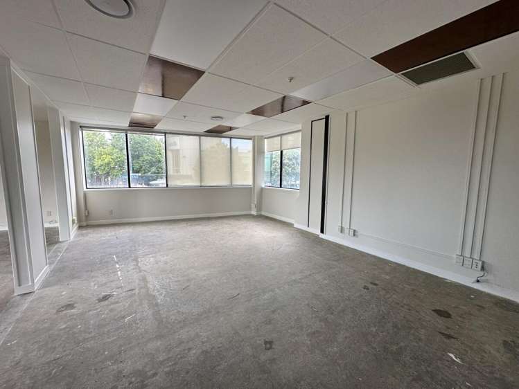 3053 Great North Road New Lynn_3