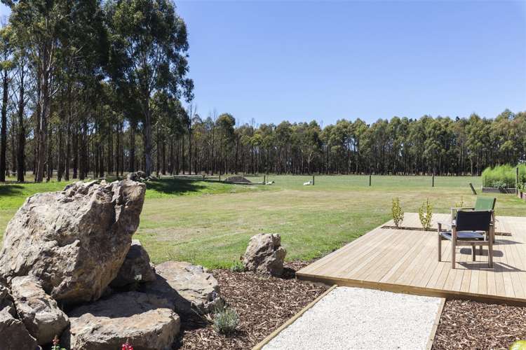 2279 South Eyre Road West Eyreton_22