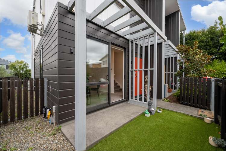 2 Tuhono Lane Northcote_21