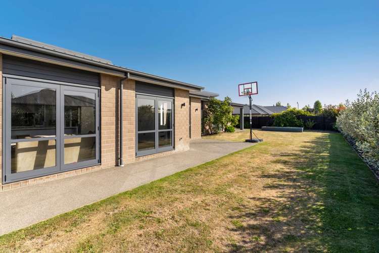 5a Malory Way Rolleston_17