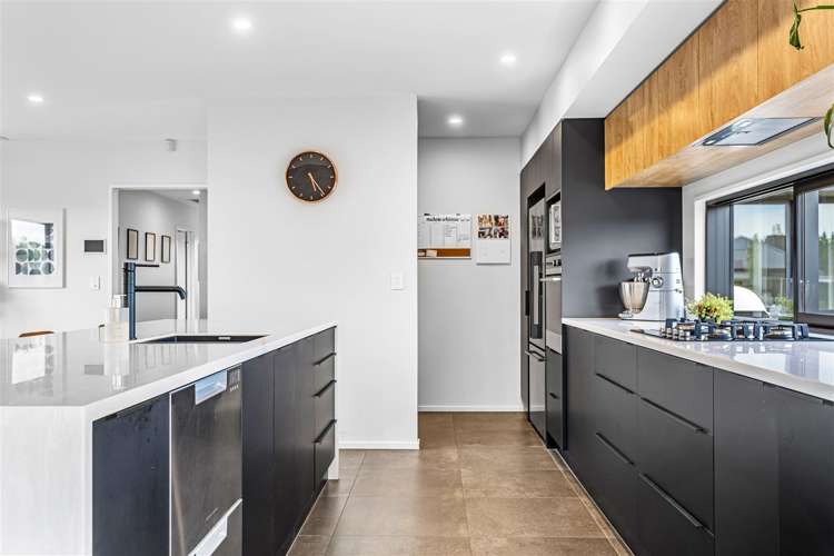 77 Kingsdowne Drive West Melton_11