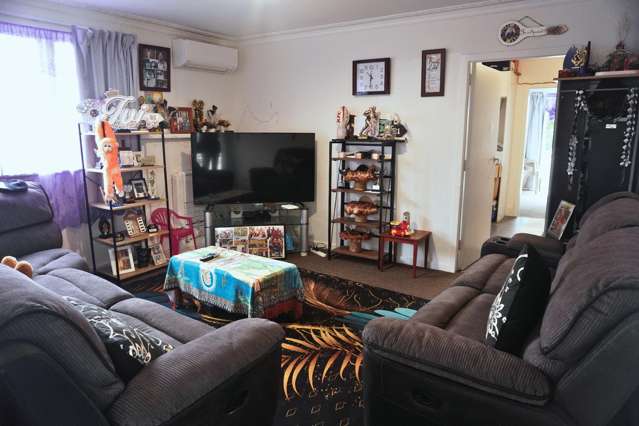 16 Parrs Cross Road Henderson_2