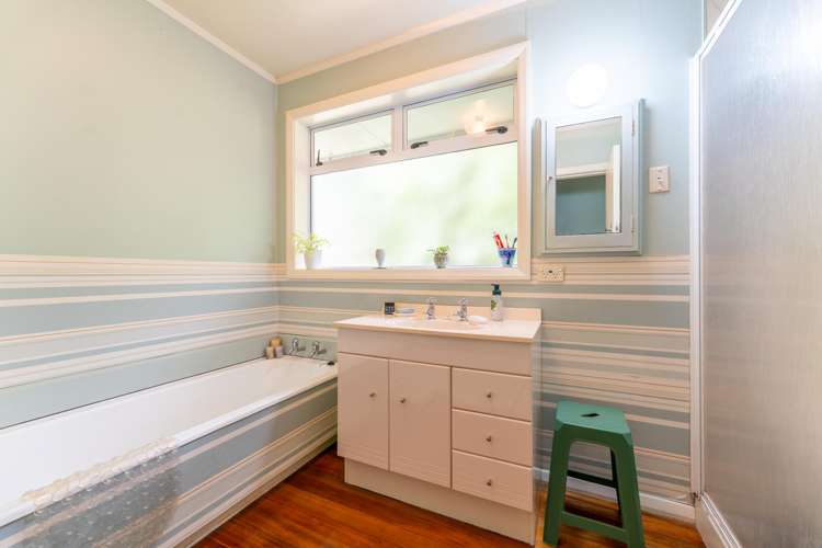 52 Levels Plain Road Levels_18