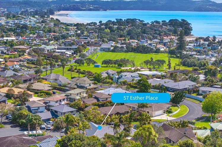 57 Esther Place Red Beach_27