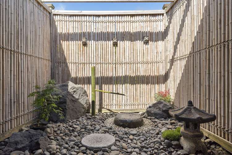 1/870 Beach Road Waiake_20