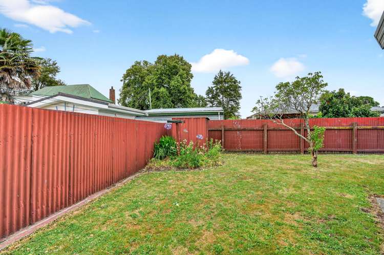 8 Hogg Crescent Masterton_16