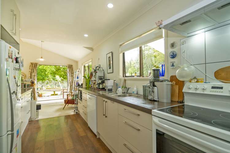 11 South East Highway Whitianga_5