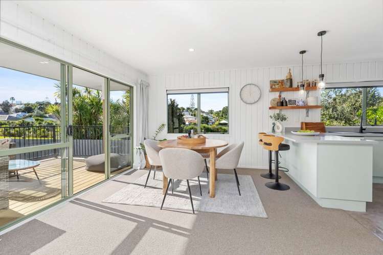 2/65 Charlotte Street_4
