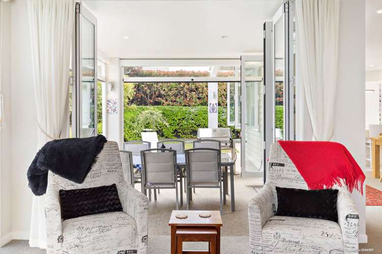 8 Spyglass Street Red Beach_5