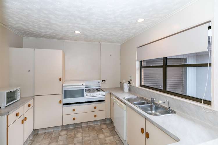 53 Ranui Street Dinsdale_3