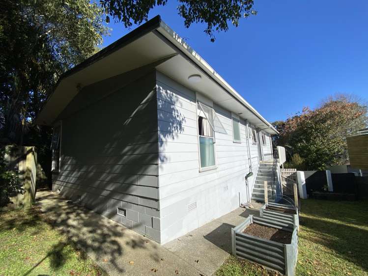 52 O'Neills Road Waitakere_8