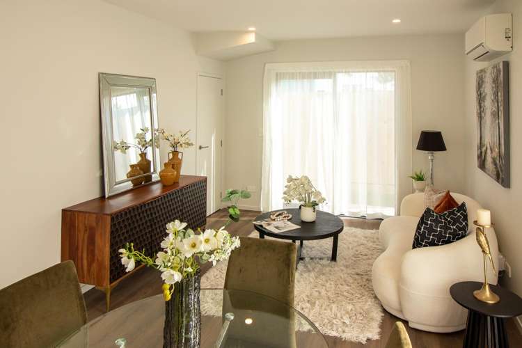2-4 Moa Road_5