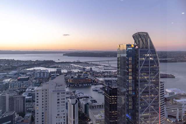4801/10 Commerce Street City Centre_1
