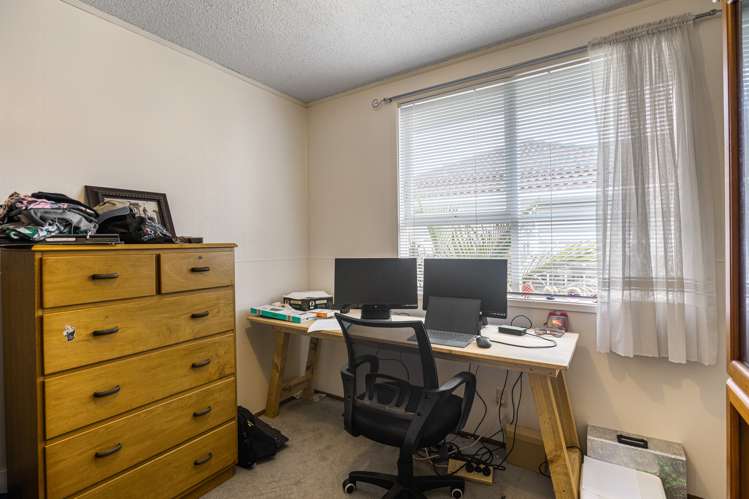 24 Muir Avenue Mangere Bridge_13