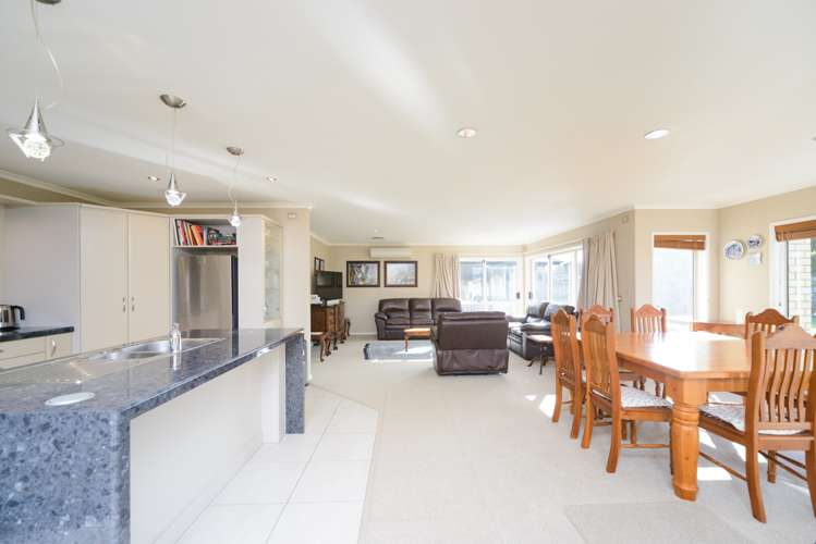 44 Phillips Street Sanson_5